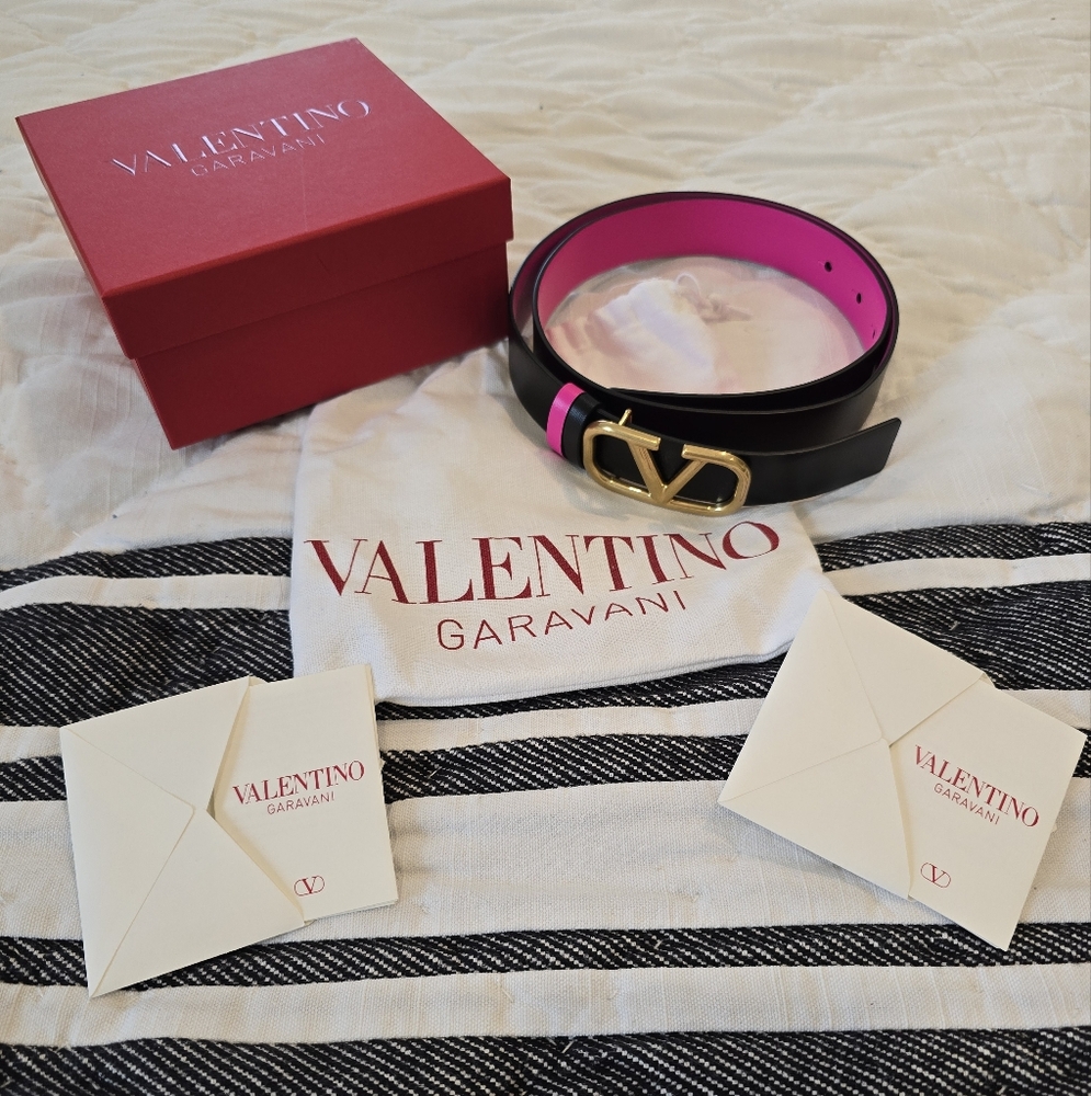 Valentino reversible black/pink belt, 85